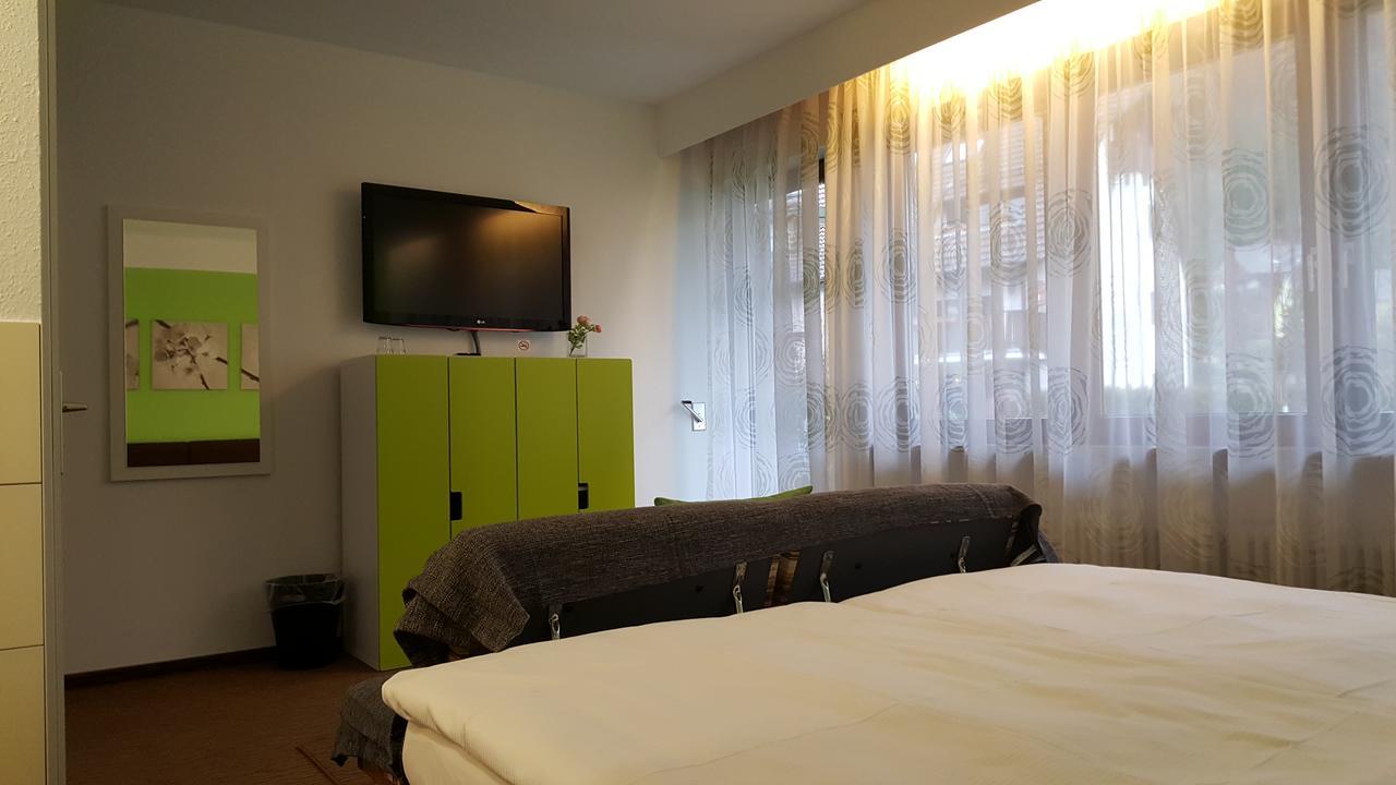 Gaestehaus Ruh - Non-Smoking Freiburg Bagian luar foto